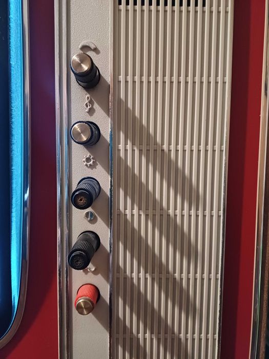 Telewizor kineskopowy Neptun 413 z przystawką ZTA 202