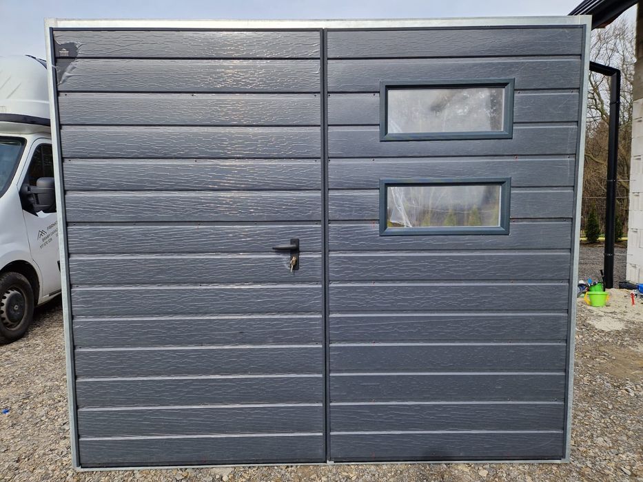 Drzwi Brama Garażowa na wymiar Producent Montaż