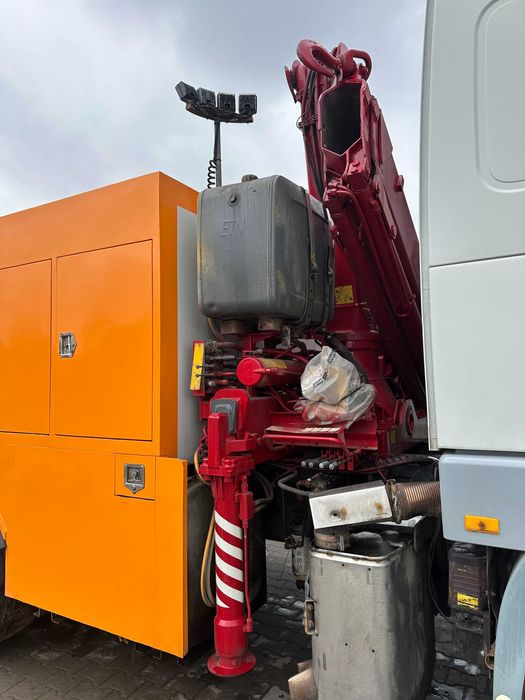 Volvo FH16 520 к.с. | Спецевакуатор для вантажівок | 8x4 | Кран Fassi