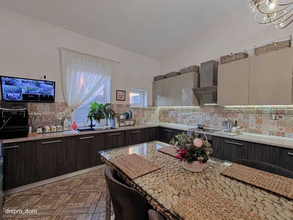 Продам уютный теплый дом. Левый берег. ул. Вологодская. р-н Эдбурга