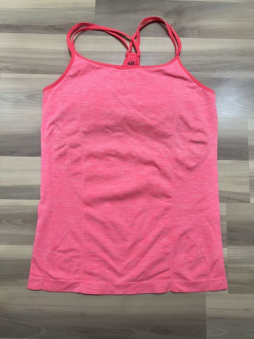 Спортивна майка з вшитими чашками H&M