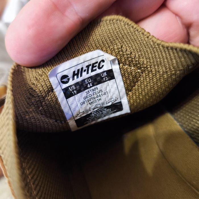Чоловічі кросівки hi-tec