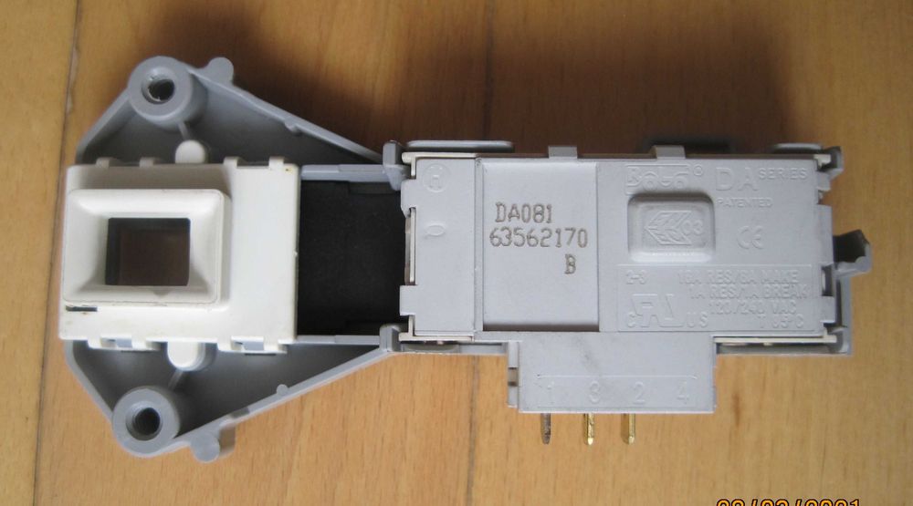 Запчастини LG клапан, рівень, замок.