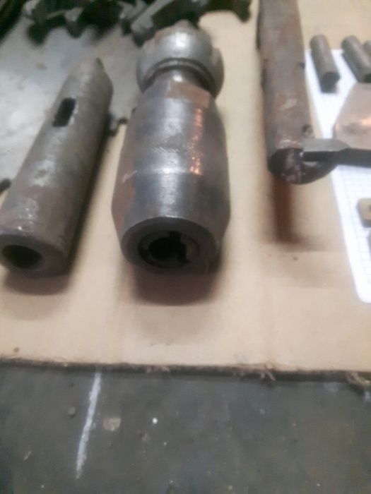 токарние инструменти фрези.резци молдинги хром ваз  03-06