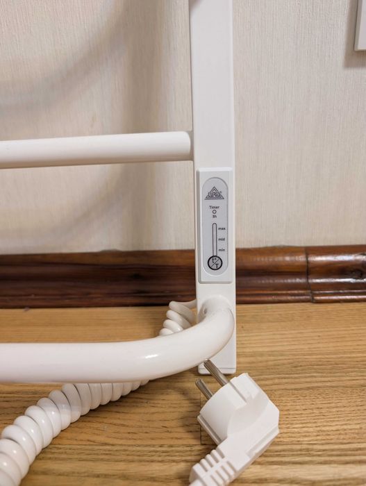 Сушарка для рушників електрична LARIS Зебра Практік 1000х600 правобічн