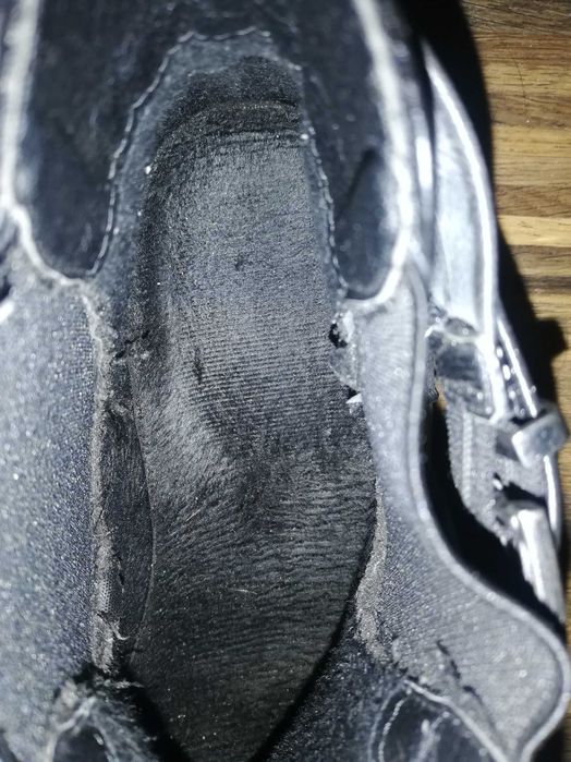 Grafitowe botki na małej platformie rozm. 38