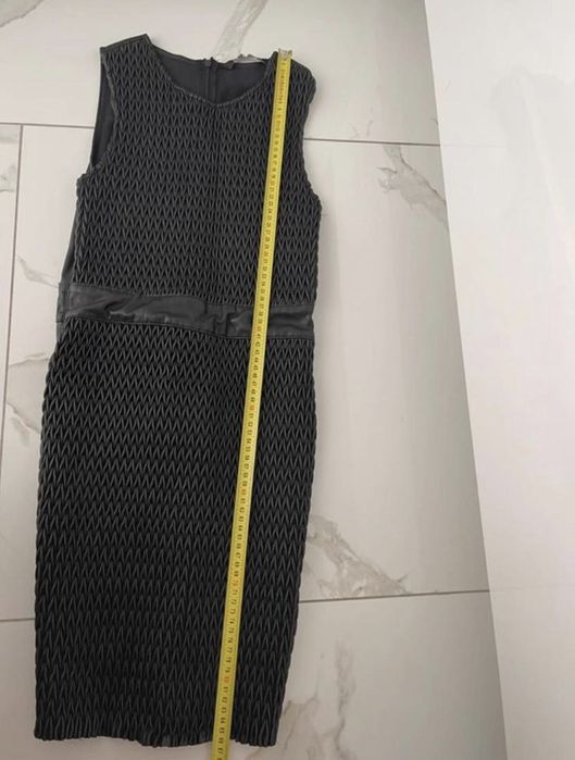 Sukienka marki zara rozmiar s