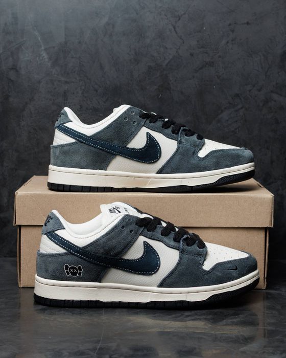 Nike SB Dunk Low x Kaws White Blue
