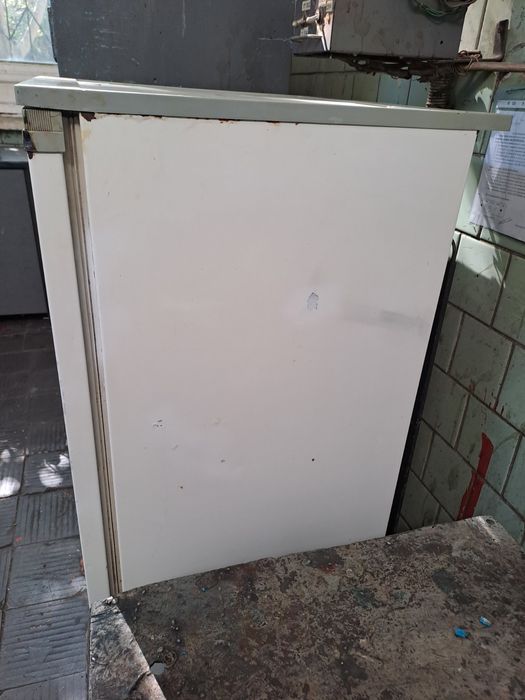 Продам холодильник