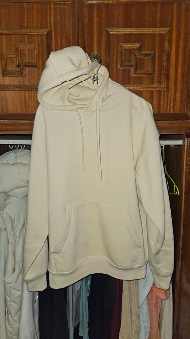 Sweat Bege, nova e quente