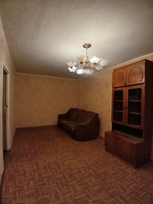 Продаю 2к/к  Колодезной 10