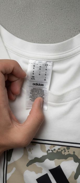 Футболка Adidas Worldwide (оригінал)