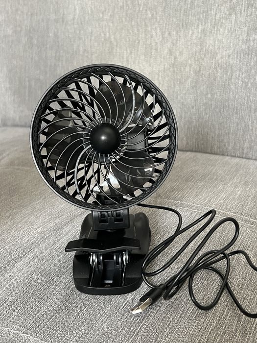 Новий USB вентилятор на прищіпці OUILA (360°, регулювання нахилу)
