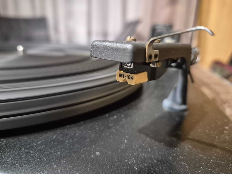Gramofon Bernard G-603fs