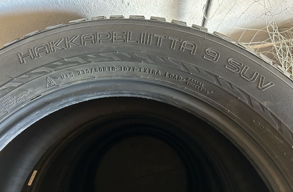 235 60 R18 107Т Nokian Hakkapeliitta 9 шип