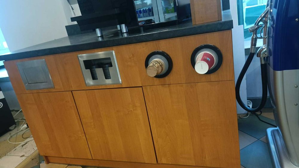Szafka pod ekspres do kawy/ stacja kawowa