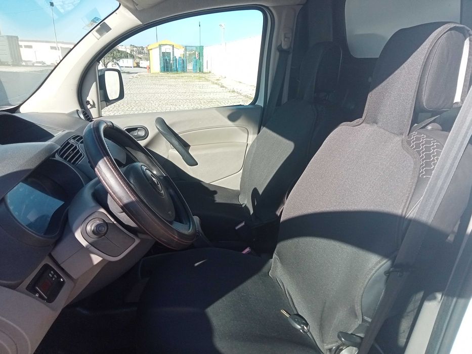 Renault Kangoo 1.5 DCI caixa fibrada com frio