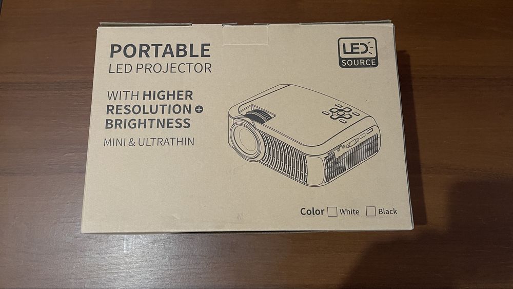 Портативний LED-проектор Touyinger, білий