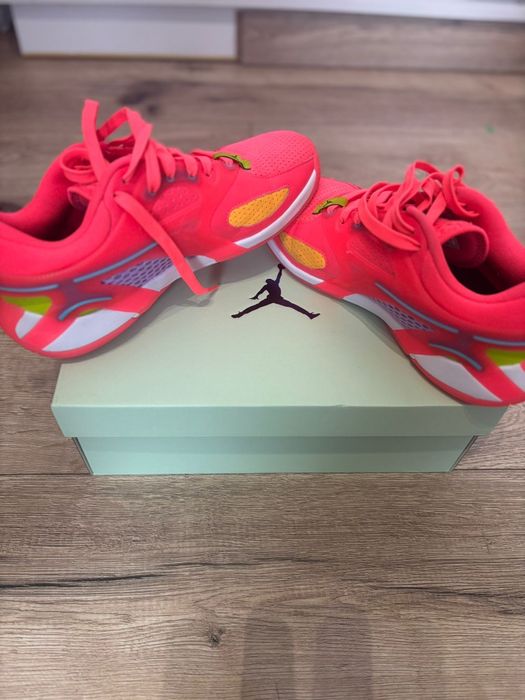 Jordan Heir Be seen różowe