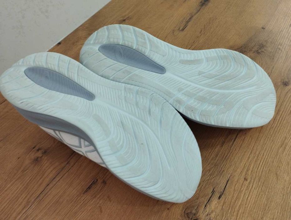 Buty Asics Gel-Cumulus 26 rozmiar 45