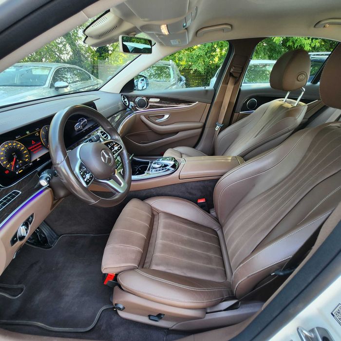 Wynajme Mercedes E klasa 2.0 Diesel Naped 4x4 Brązowe Skóry