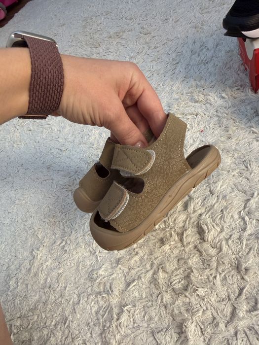 Босоніжки сандалії дитячі 13см 21р