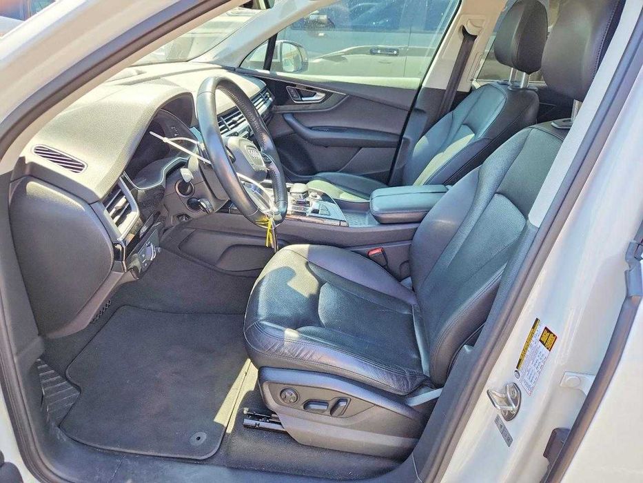 2026 AUDI Q7 Premium Plus