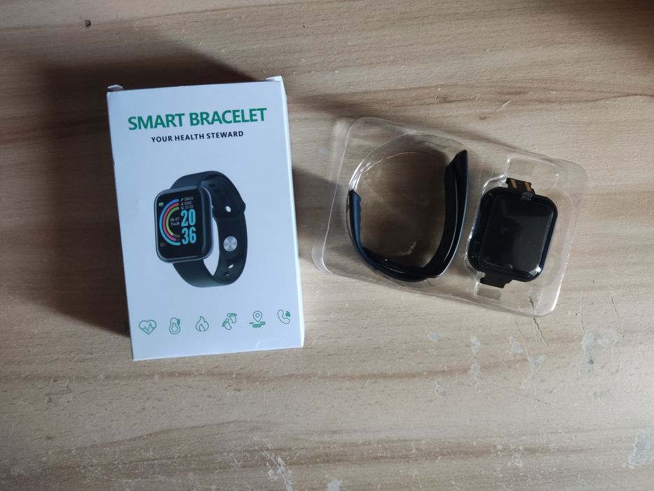 Смарт-годинник з фітнес-функціями