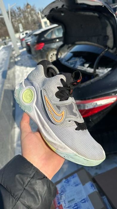#4070 Nike KD Trey 5 X [US 8.5|26.5 cm]