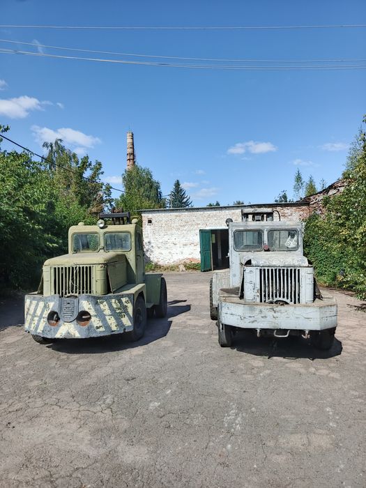 Продаються два Львівські погрузчики