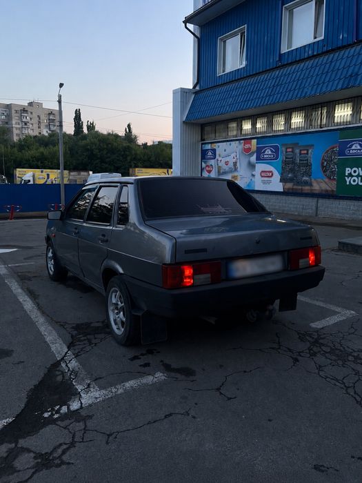 ВАЗ 21099.