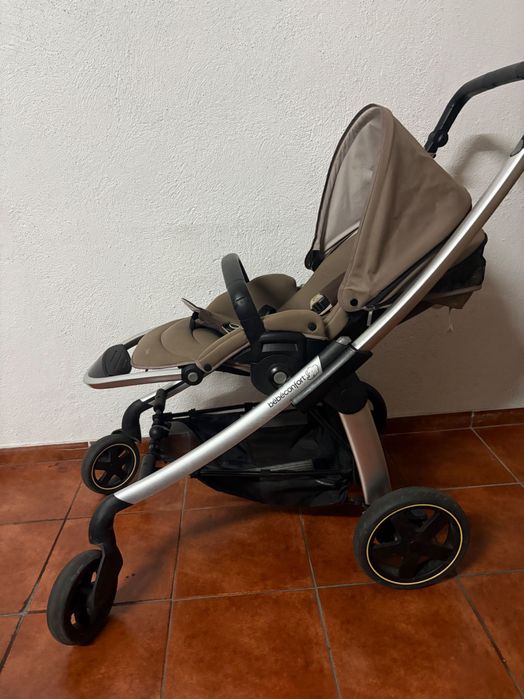 Carrinho Bebé Confort
