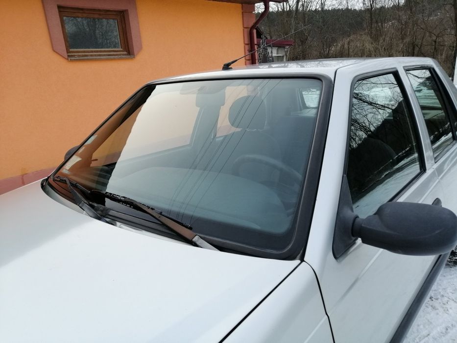 Dacia solenza 2005 рік