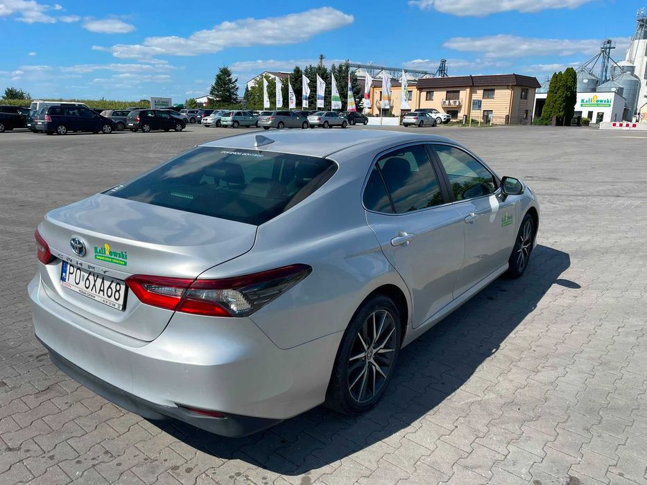 Toyota CAMRY HYBRYDA 2021r