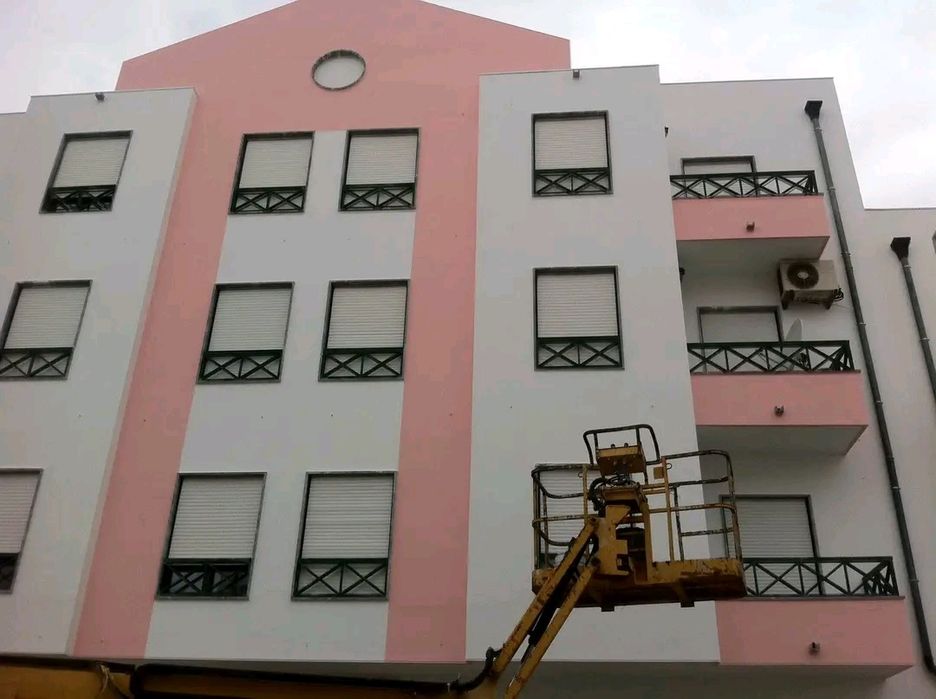 Pinturas profissionais de exteriores e interiores(Rapel e Andaimes)