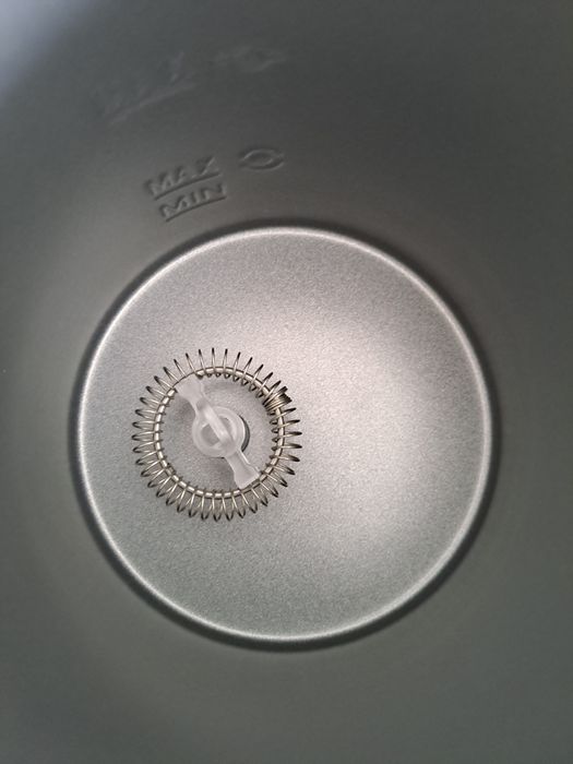 Batedor / aquecedor / espumador de leite