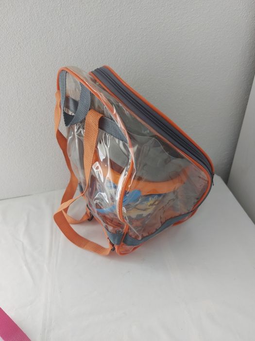 Mochila com balde de praia