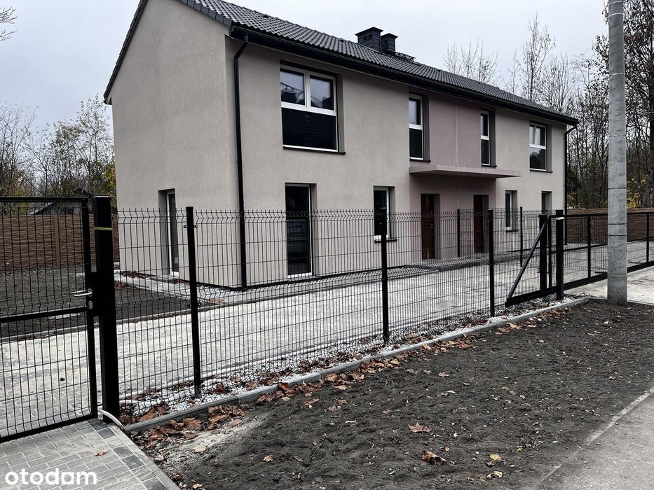 Dom w Zabrzu z garażem i dużą działką