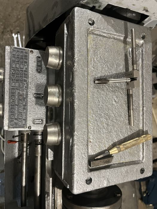 Продам станок такарно-винтарезний ТВ-4