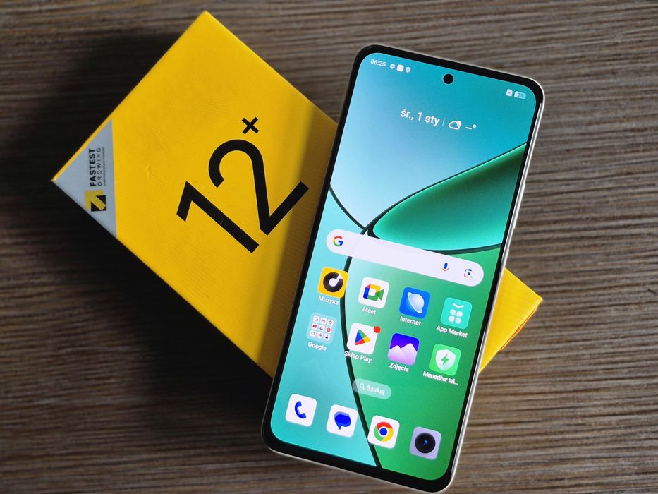Smartfon Realme 12+ 5G beżowy folia (3827)