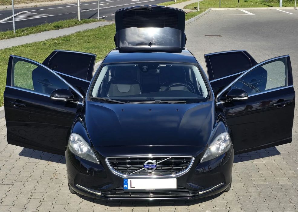Volvo V40