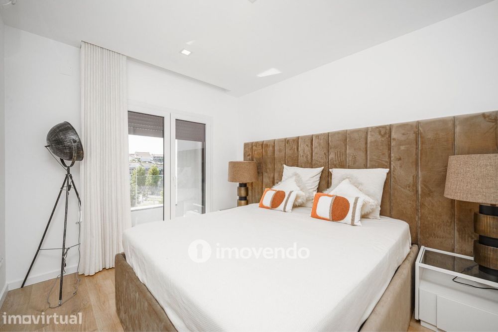 Cama Casal com Cabeceira estufada