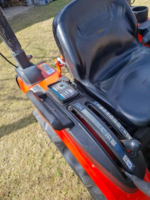 Ciągnik Kubota JB 15KM