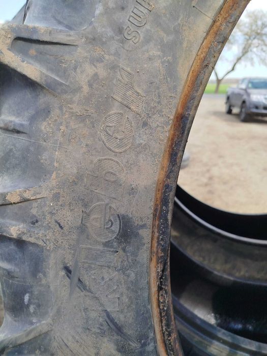 Opona rolnicza 270/95R38 i 11.2R38 Kleber