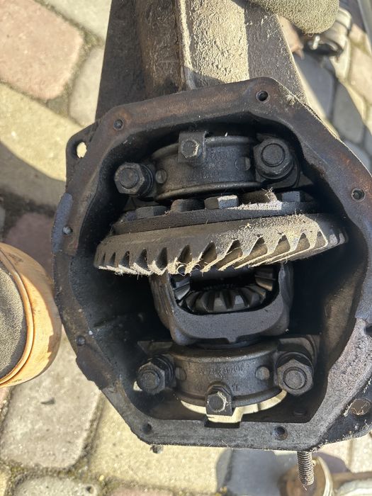 Продам два передніх моста (Нива)