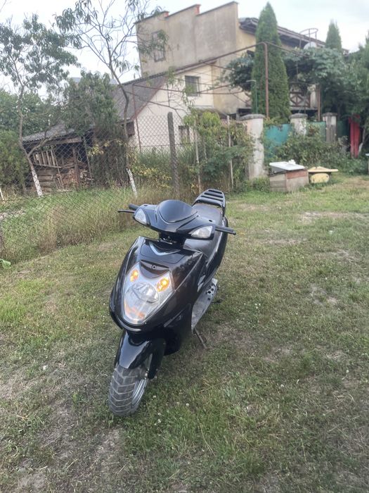 Скутер 150 кубів