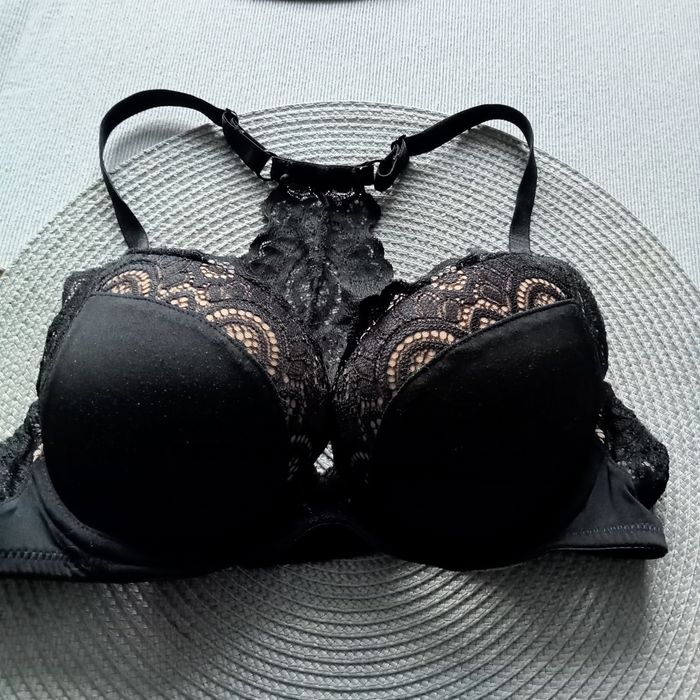 Biustonosz push up, koronkowy Esotiq 70C