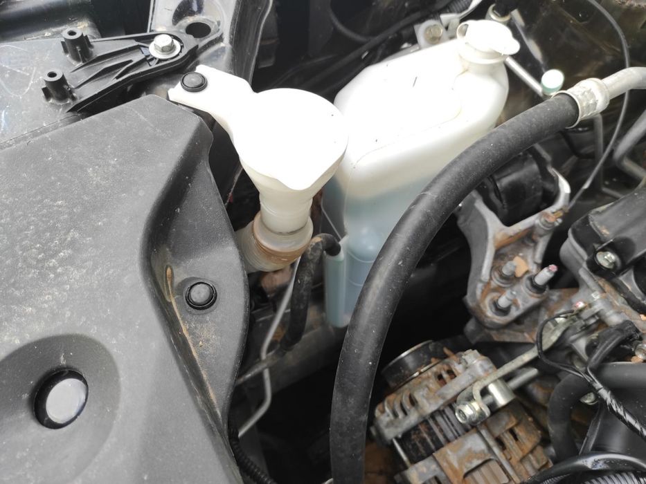 Deposito Limpa Vidros Mitsubishi Asx Ga0W