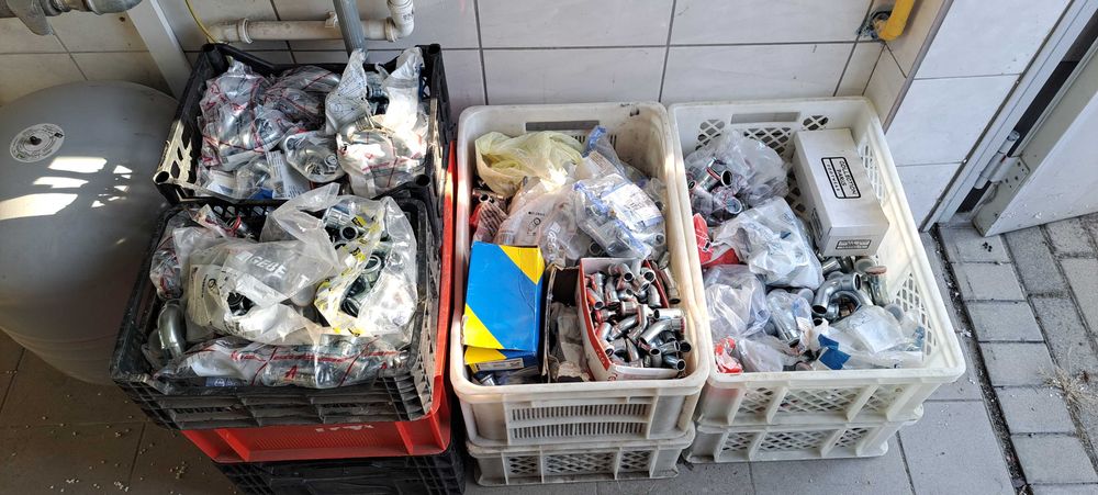 Kształtki zaciskowe do rur stalowych fi 18 do 66,7