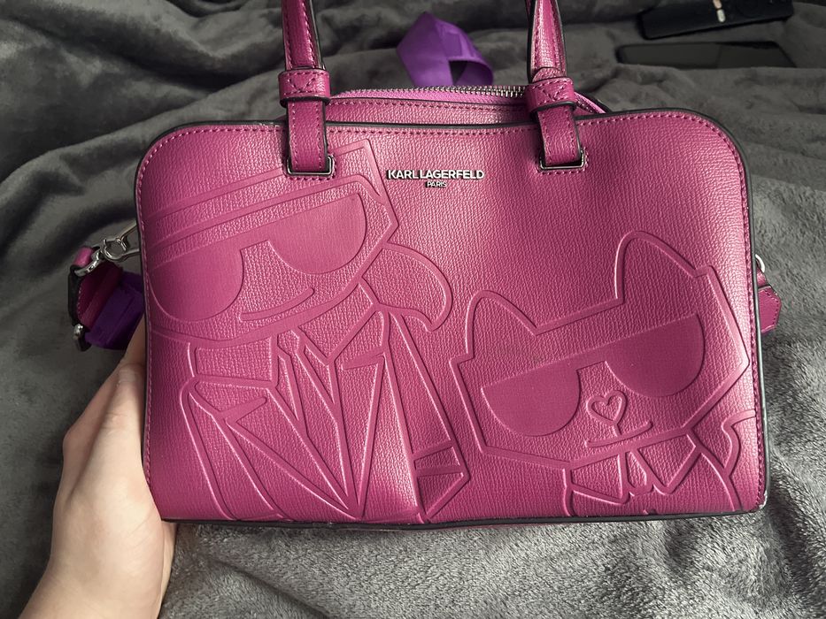 Sprzedaję torebkę KARLLAGERFELD